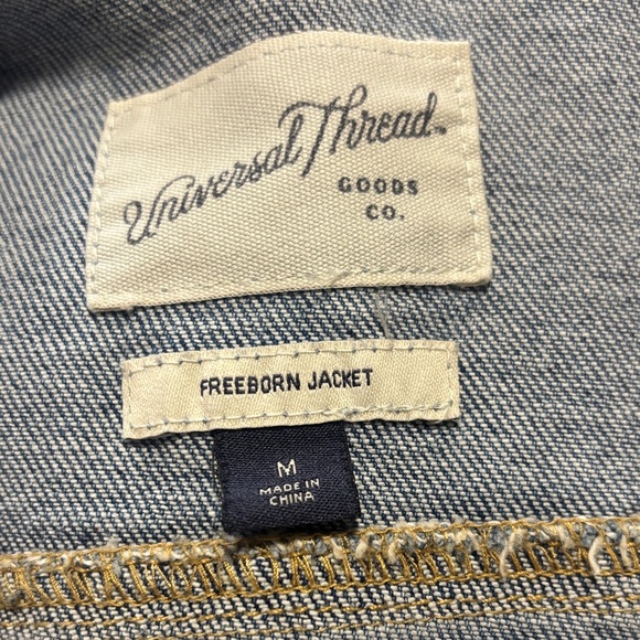 Universal Thread Blue Jean Jacket - Picture 3 of 3